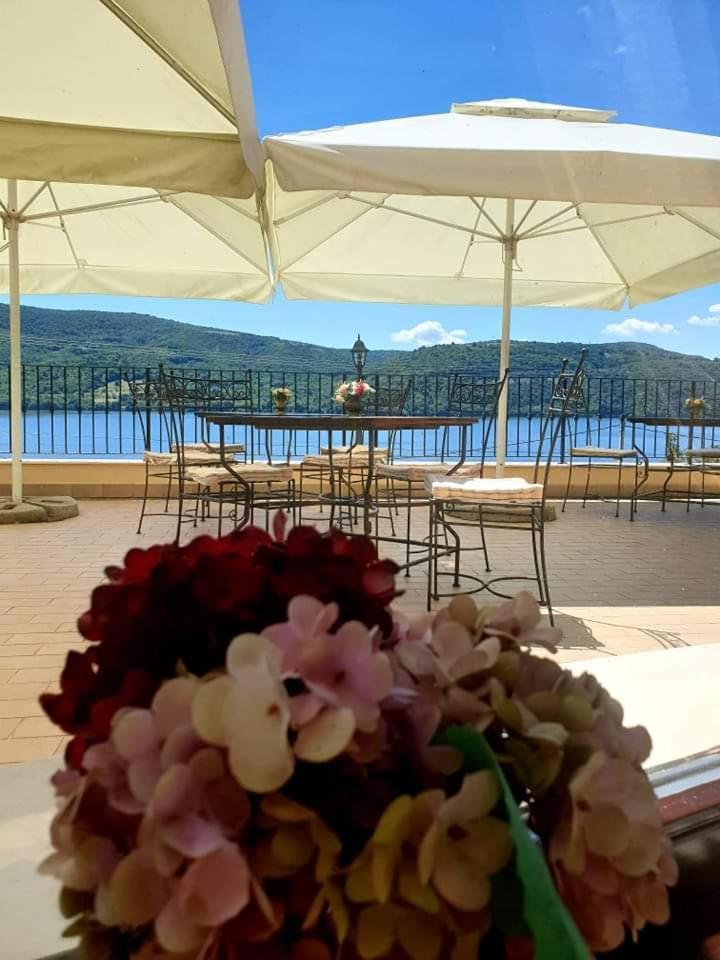Pensiunea Casa Mircea & Restaurant Ieşelniţa Exteriör bild