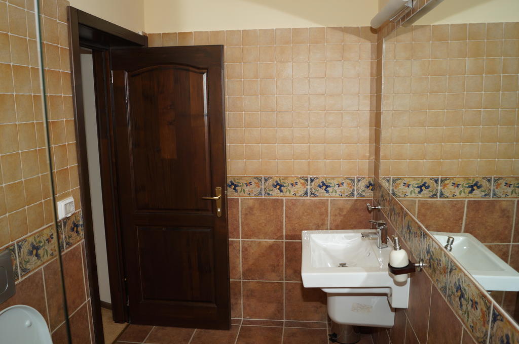 Pensiunea Casa Mircea & Restaurant Ieşelniţa Rum bild